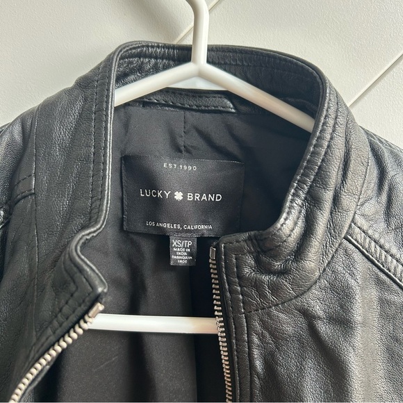 Women's lucky brand Puff sleeve Black Leather Jacket size xs - Picture 5 of 6
